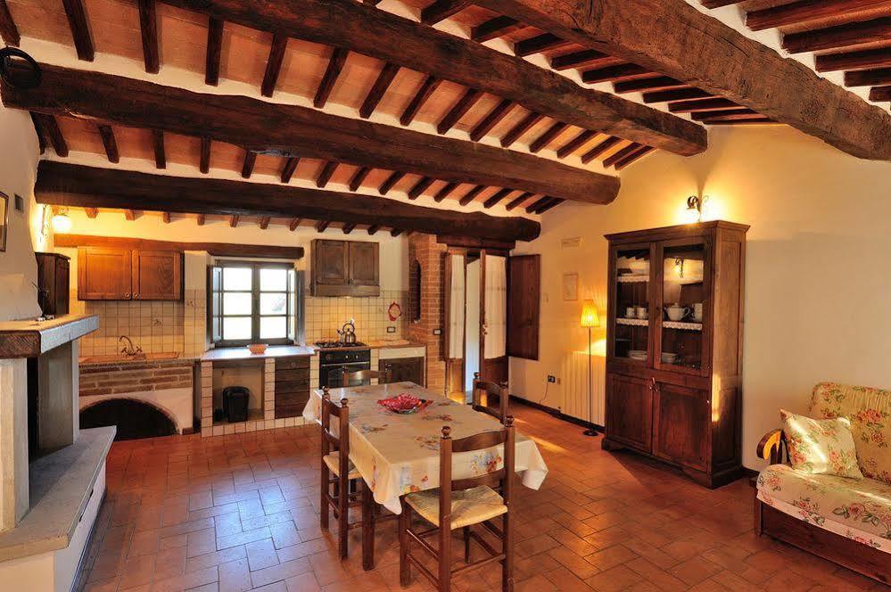 特拉西梅诺湖畔帕西尼亚诺 Relais Borgo Torale酒店 外观 照片